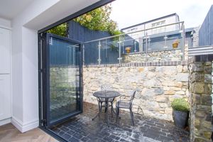 Photo 18- click for photo gallery